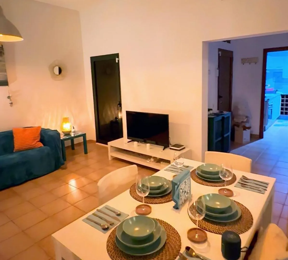 Nur House Villa And Private Pool ラ・オリーバ 0*,  スペイン
