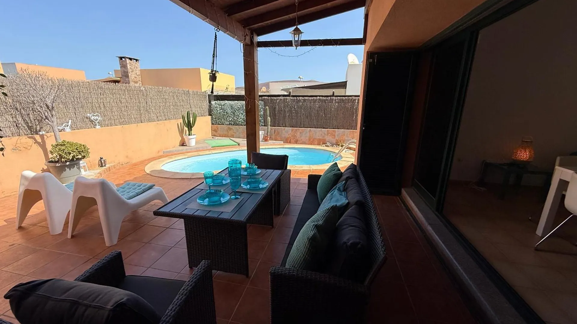 Nur House Villa And Private Pool ラ・オリーバ