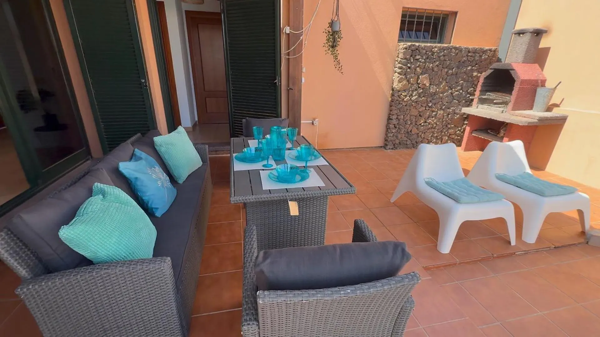 Nur House Villa And Private Pool ラ・オリーバ